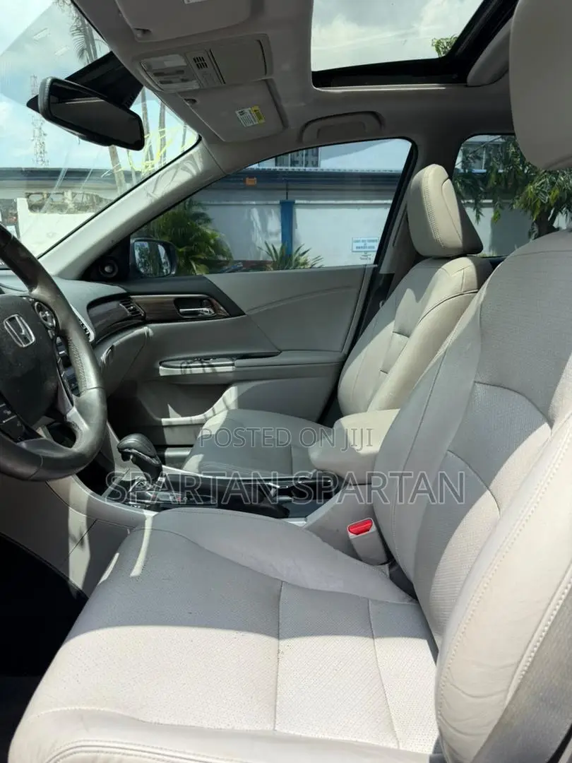 Honda Accord 2017 Gray