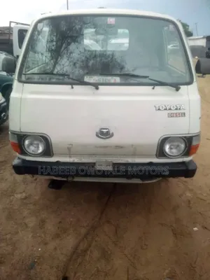 Toyota Haice Pick Up Truck