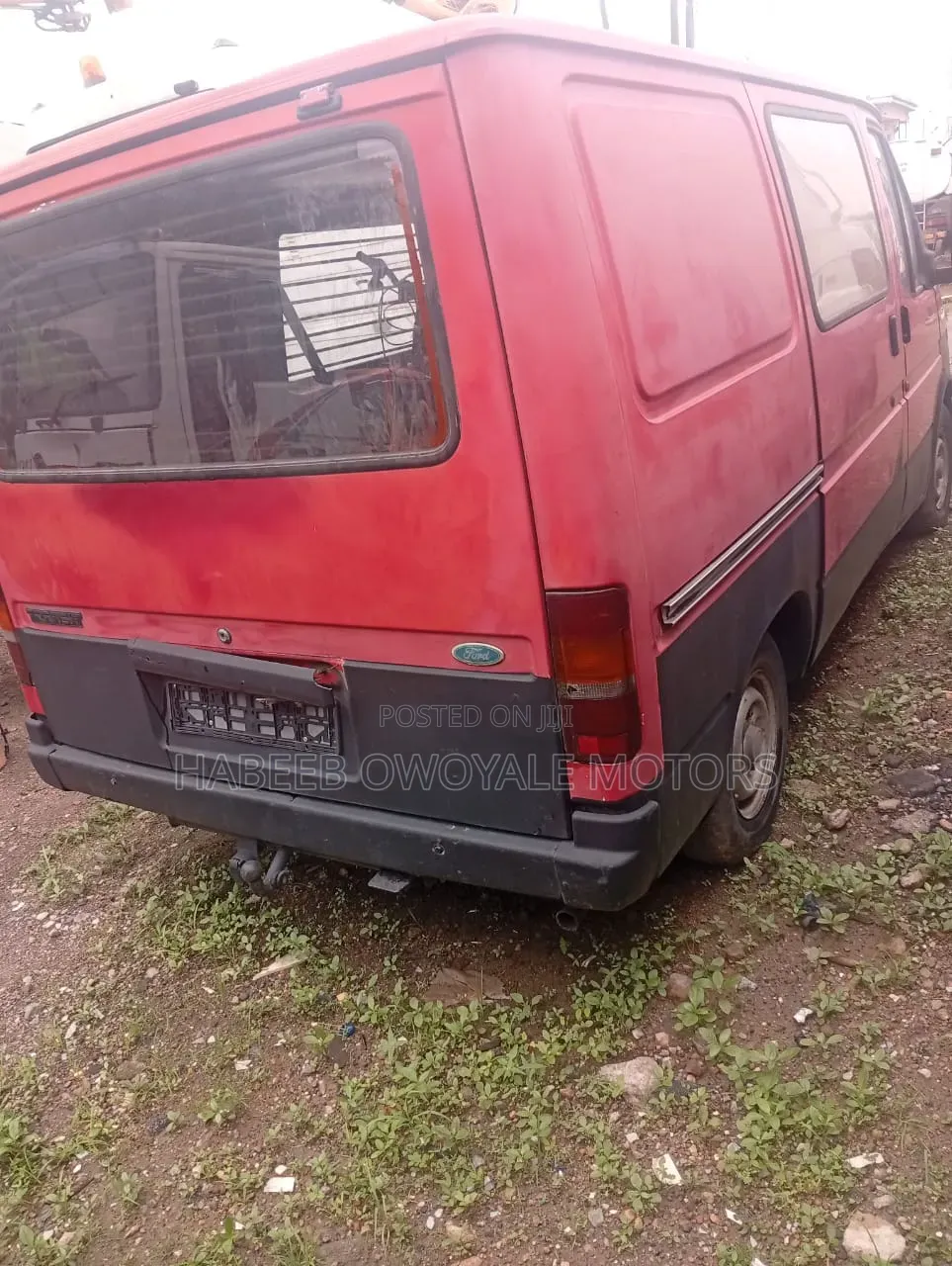 Ford Transit 1999 Red