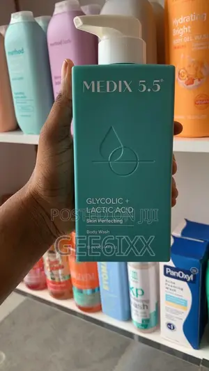 Medix 5.5 Glycolic Lactic Acid Body Wash 444ml Skin Perfecting