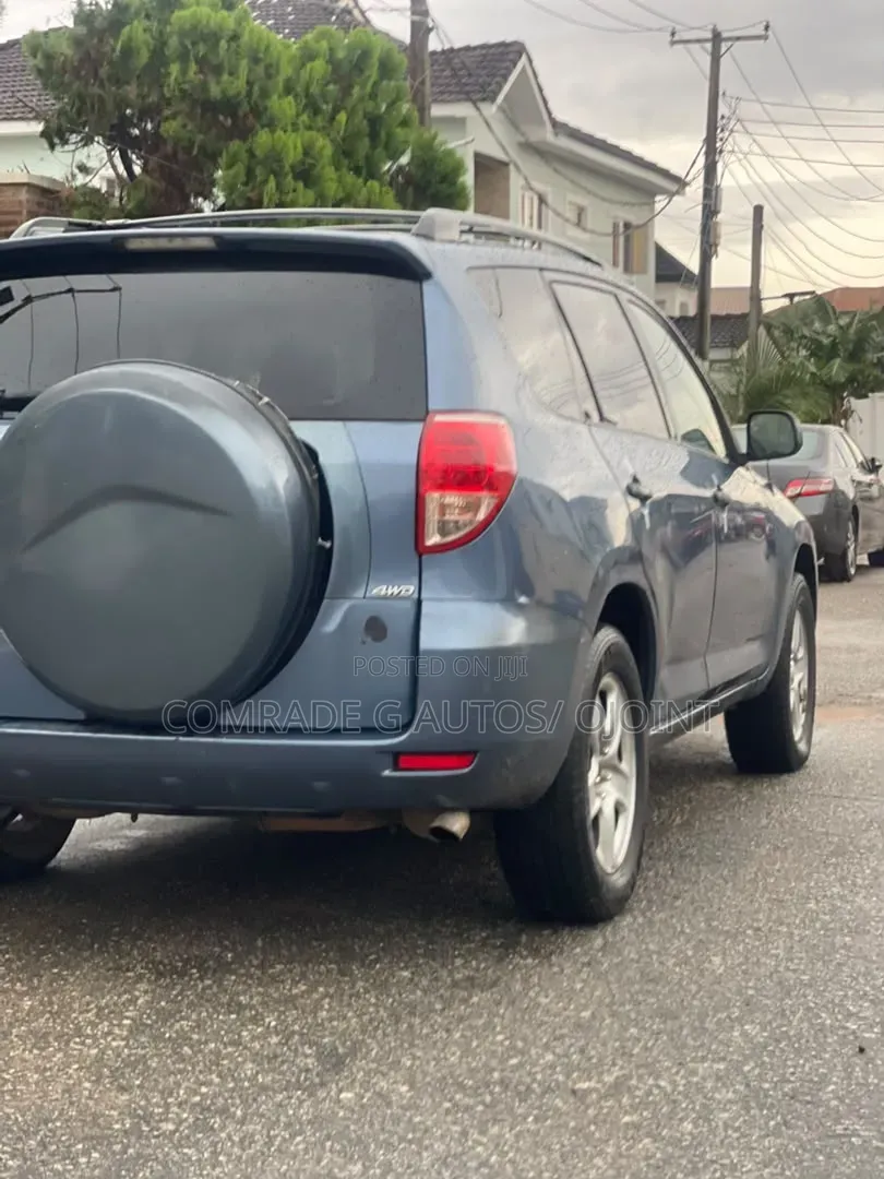 Toyota RAV4 2008 Blue