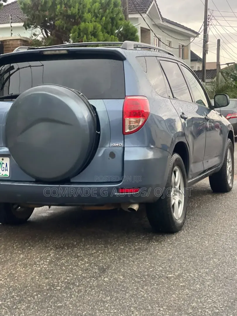Toyota RAV4 2008 Blue