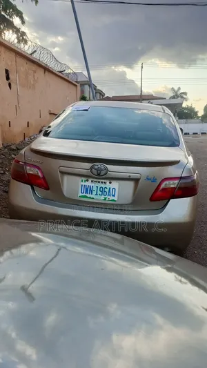 Toyota Camry 2008 Gold