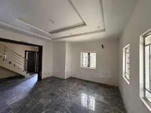 4bdrm Duplex in Idu for sale