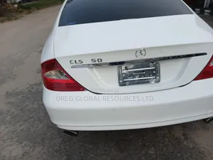 Mercedes-Benz CLS 2010 White