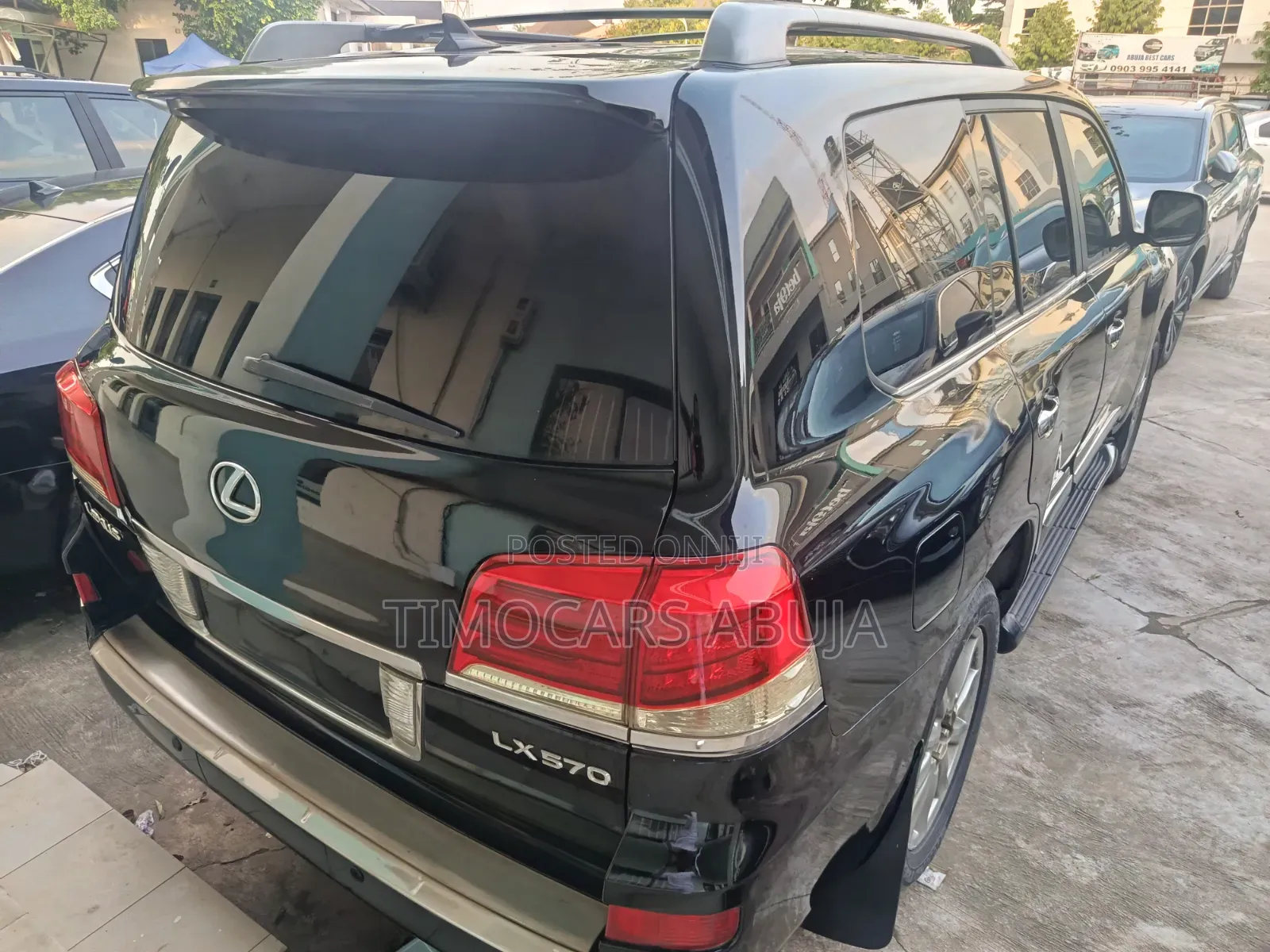Lexus LX 570 2011 Black