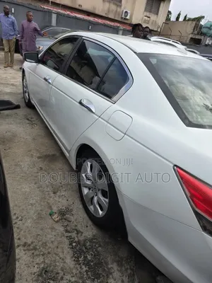 Honda Accord Sedan EX-L V-6 2010 White