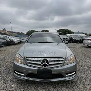 Mercedes-Benz C300 2009 Silver