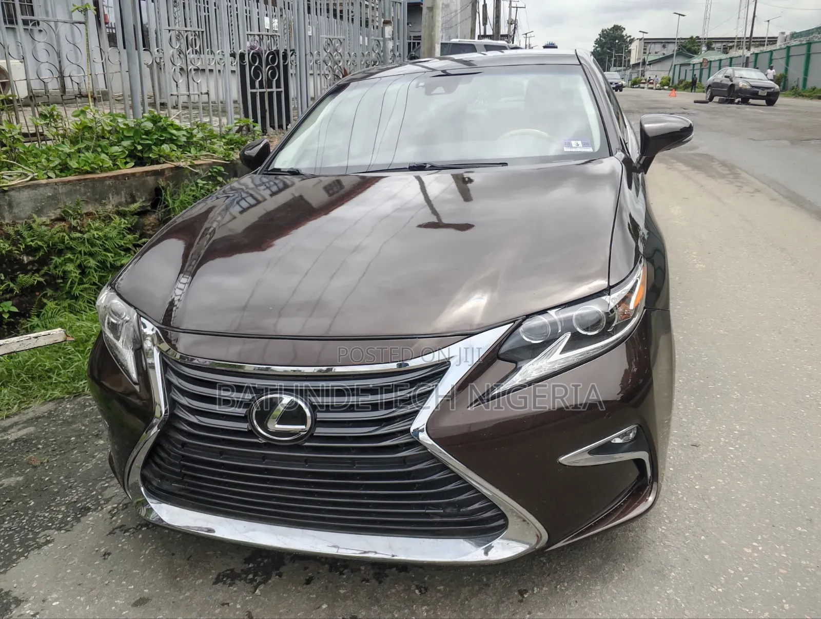 Lexus ES 2016 Gold