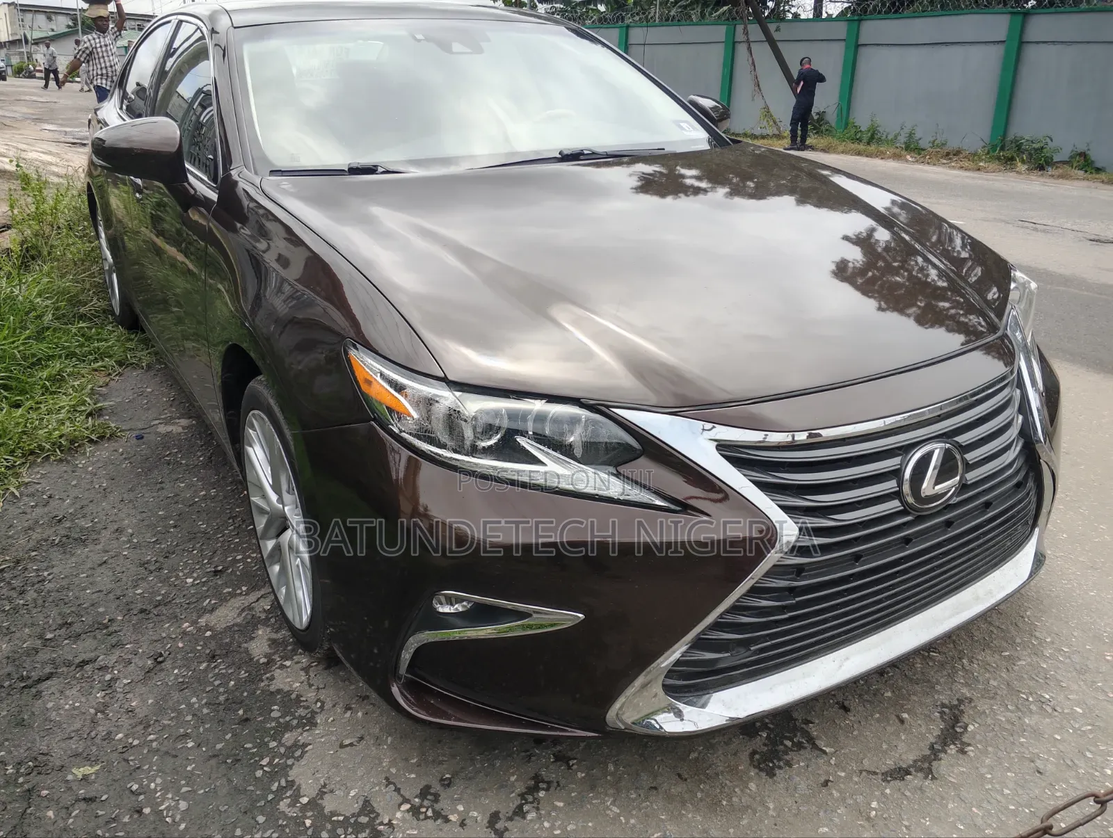 Lexus ES 2016 Gold