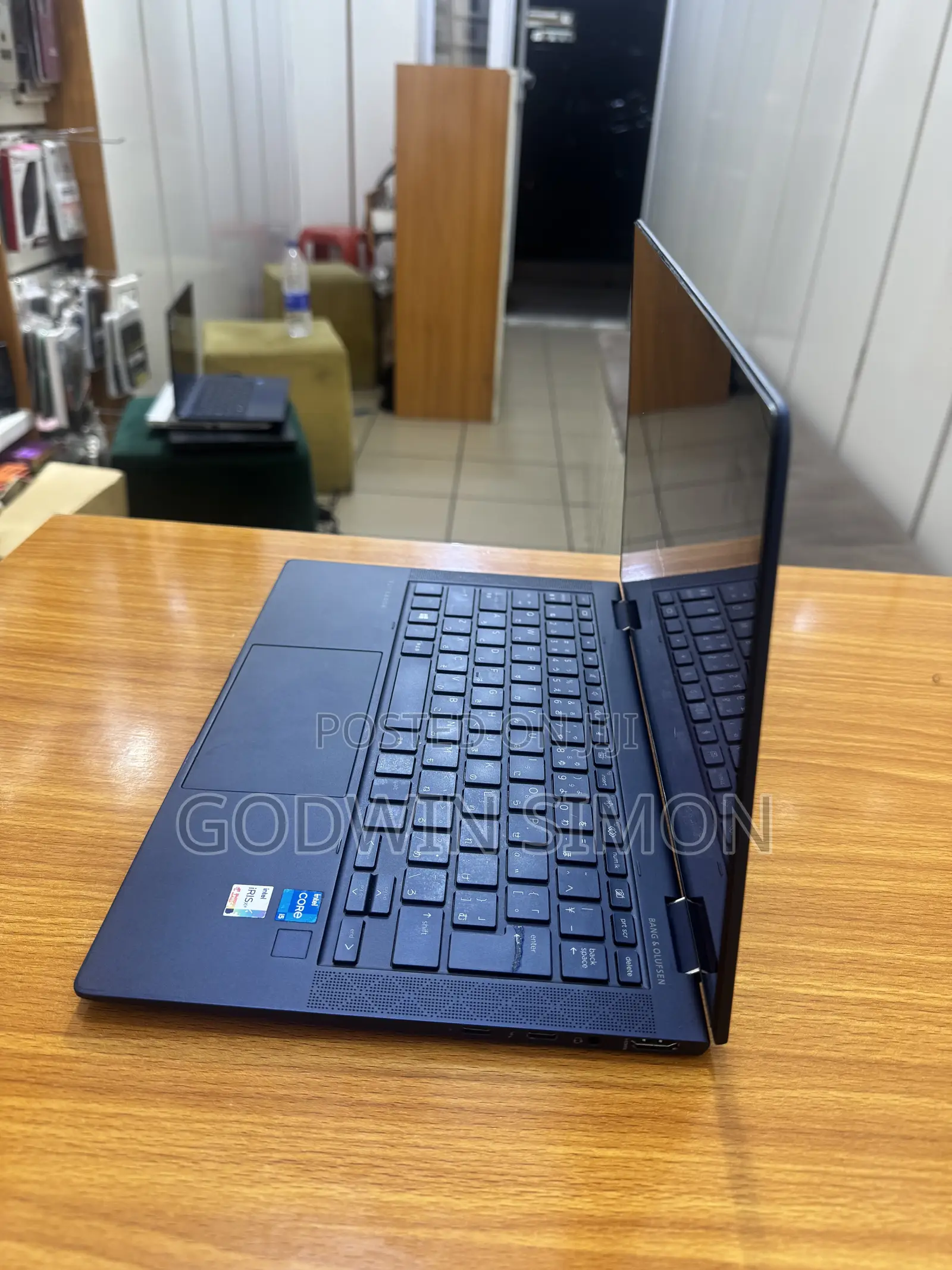 Laptop HP Dragonfly G2 8GB Intel Core i5 SSD 256GB