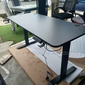 1.2meters Adjustable Table With Light