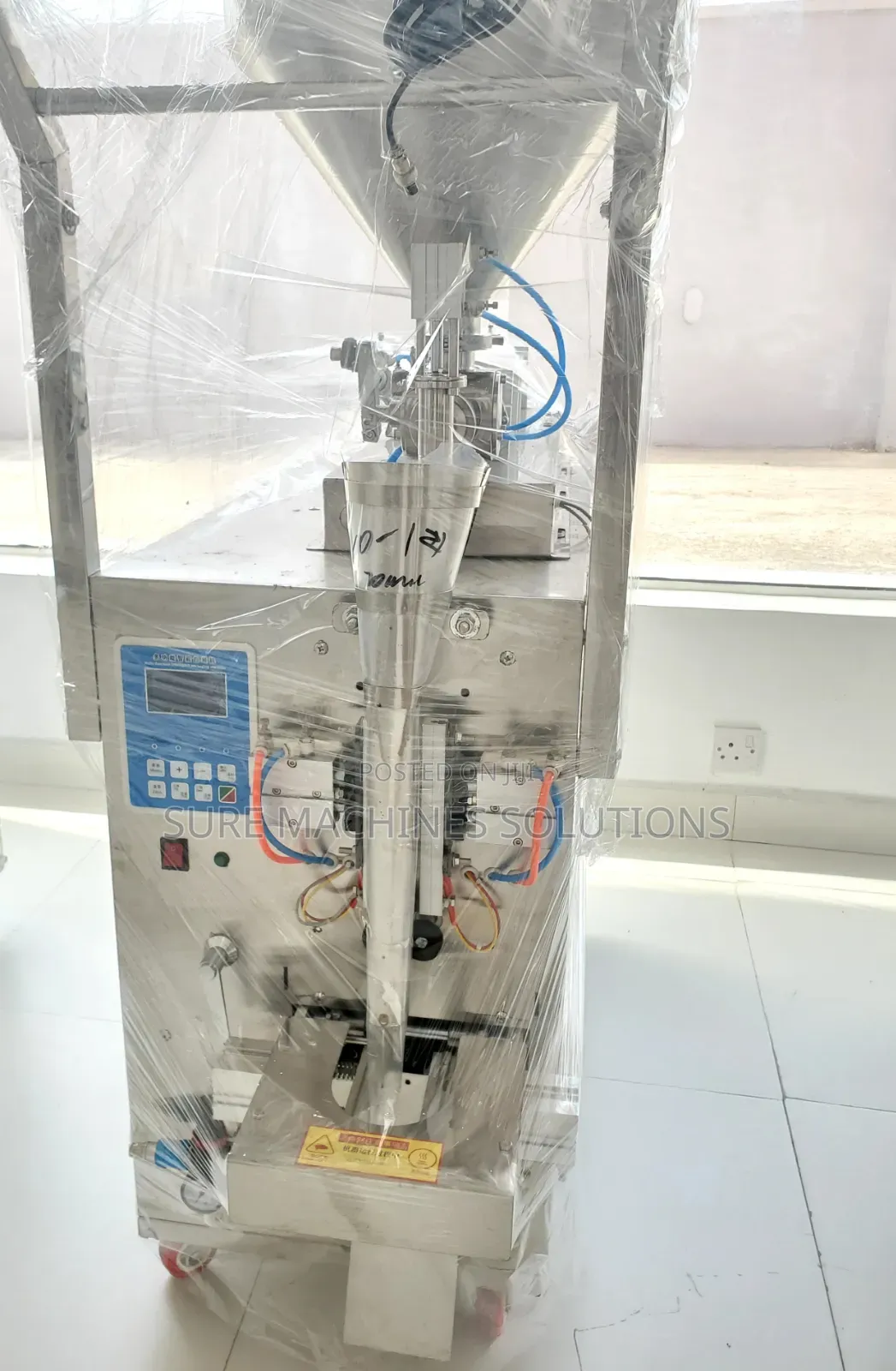 G200 Liquid Paste Packaging Machine With Air
Compressor and Coding