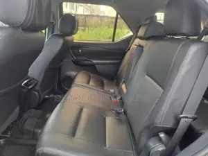Toyota Fortuner 2018 Black