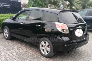 Toyota Matrix Standard AWD (1.8L 4cyl 4A) 2004 Black