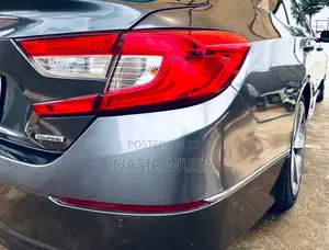 Honda Accord Touring 2.0T 2018 Gray
