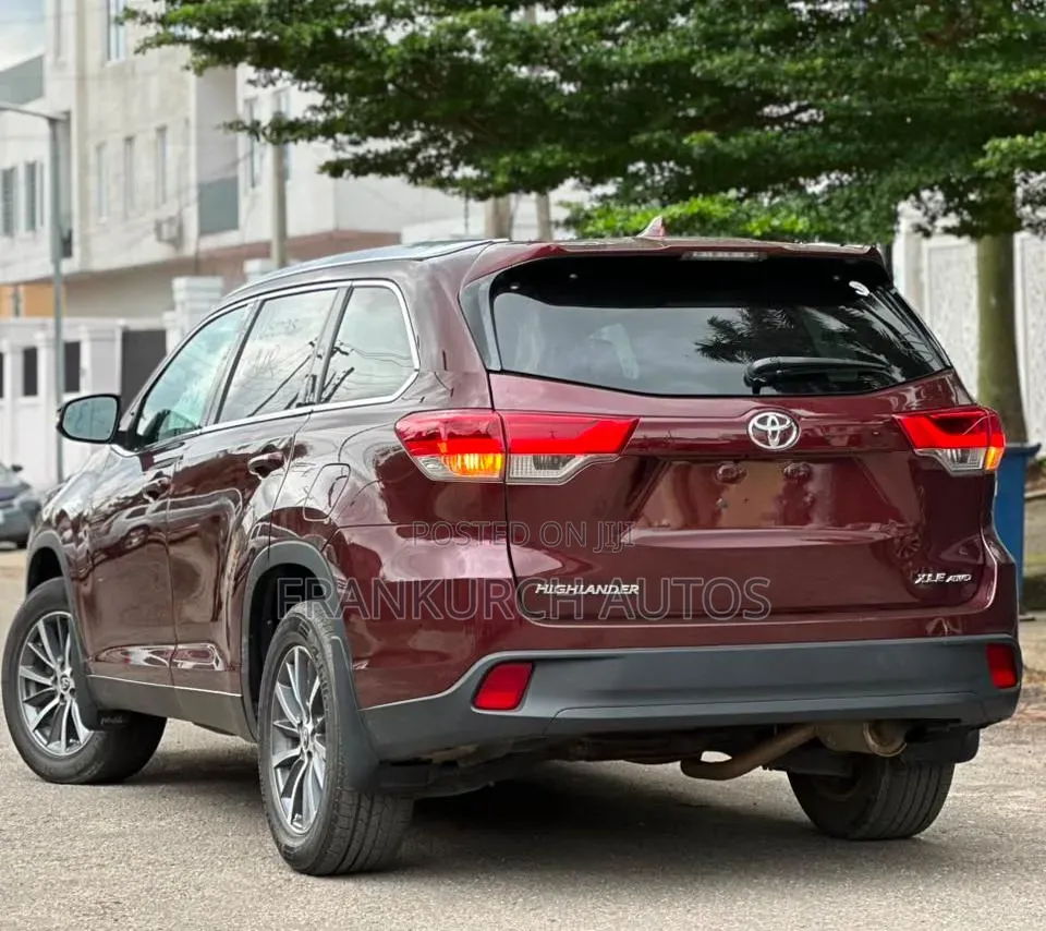Toyota Highlander 2019 Red