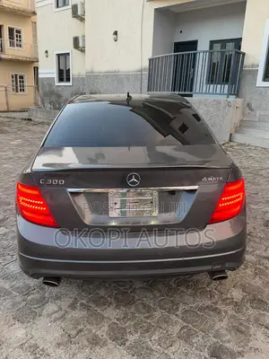 Mercedes-Benz C300 2014 Gray