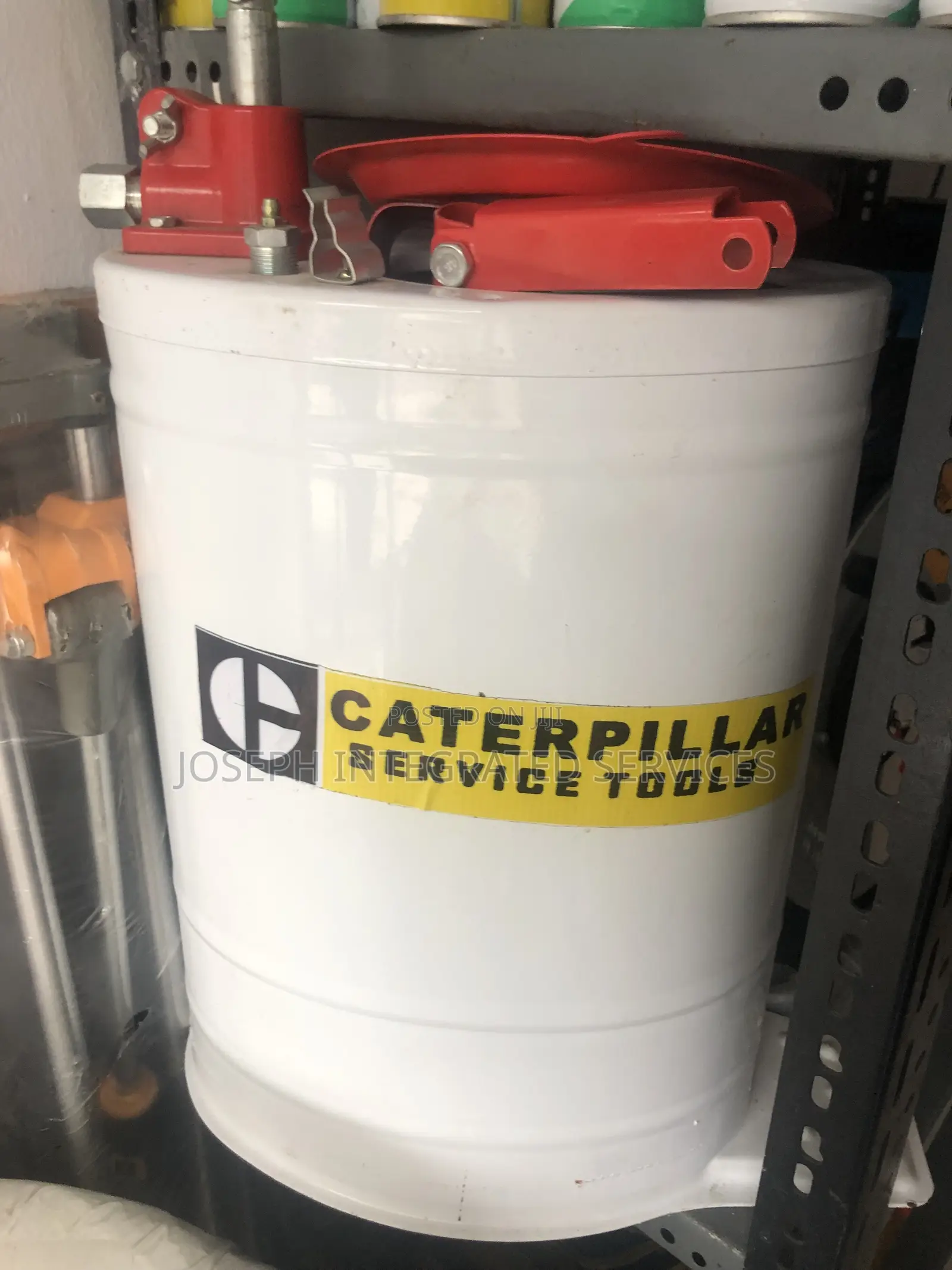 Caterpillar Grease Bucket Pump