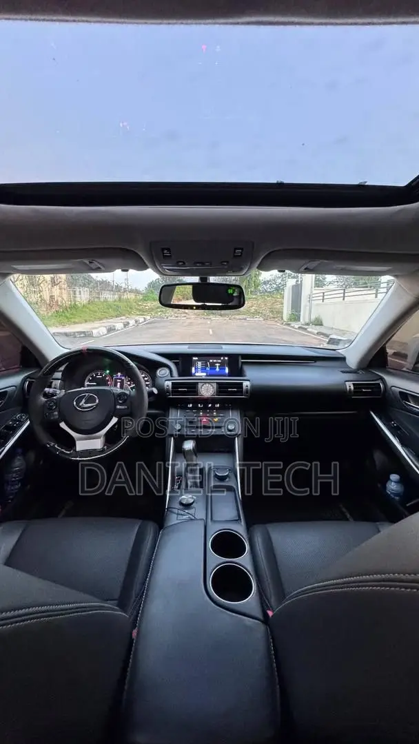 Lexus IS 2016 White