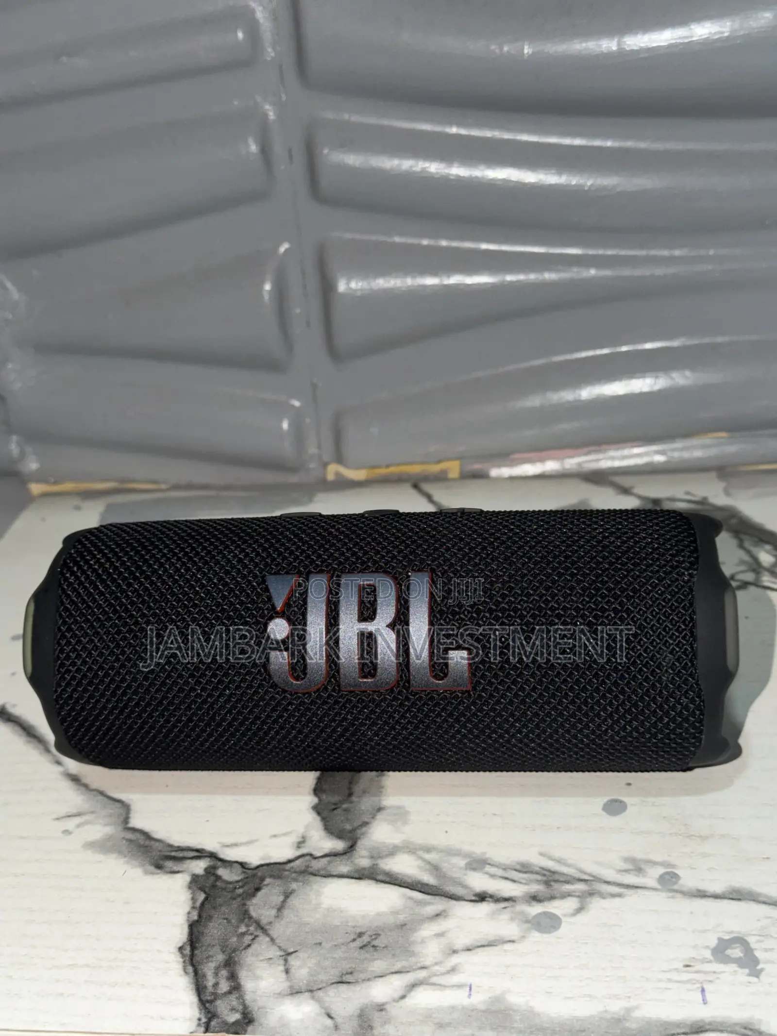 JBL Flip 7 Portable Bluetooth Speaker - Black