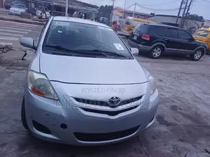 Toyota Yaris 2008 Silver