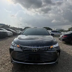 Toyota Avalon XLE 2020 Black