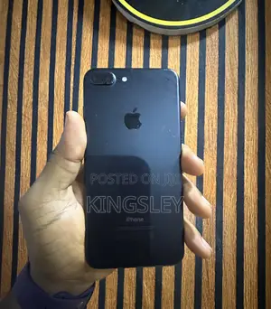 New Apple iPhone 7 Plus 128 GB Black