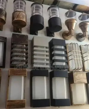 All Sizes of Fence Light Available for Sale