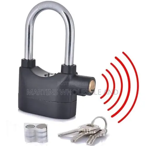 185 Anti-Theft Security Padlock Features a Smart Alarm System to Prote