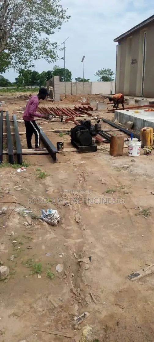 Tank Stand