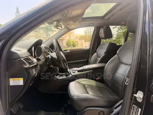 Mercedes-Benz M Class 2012 Blue