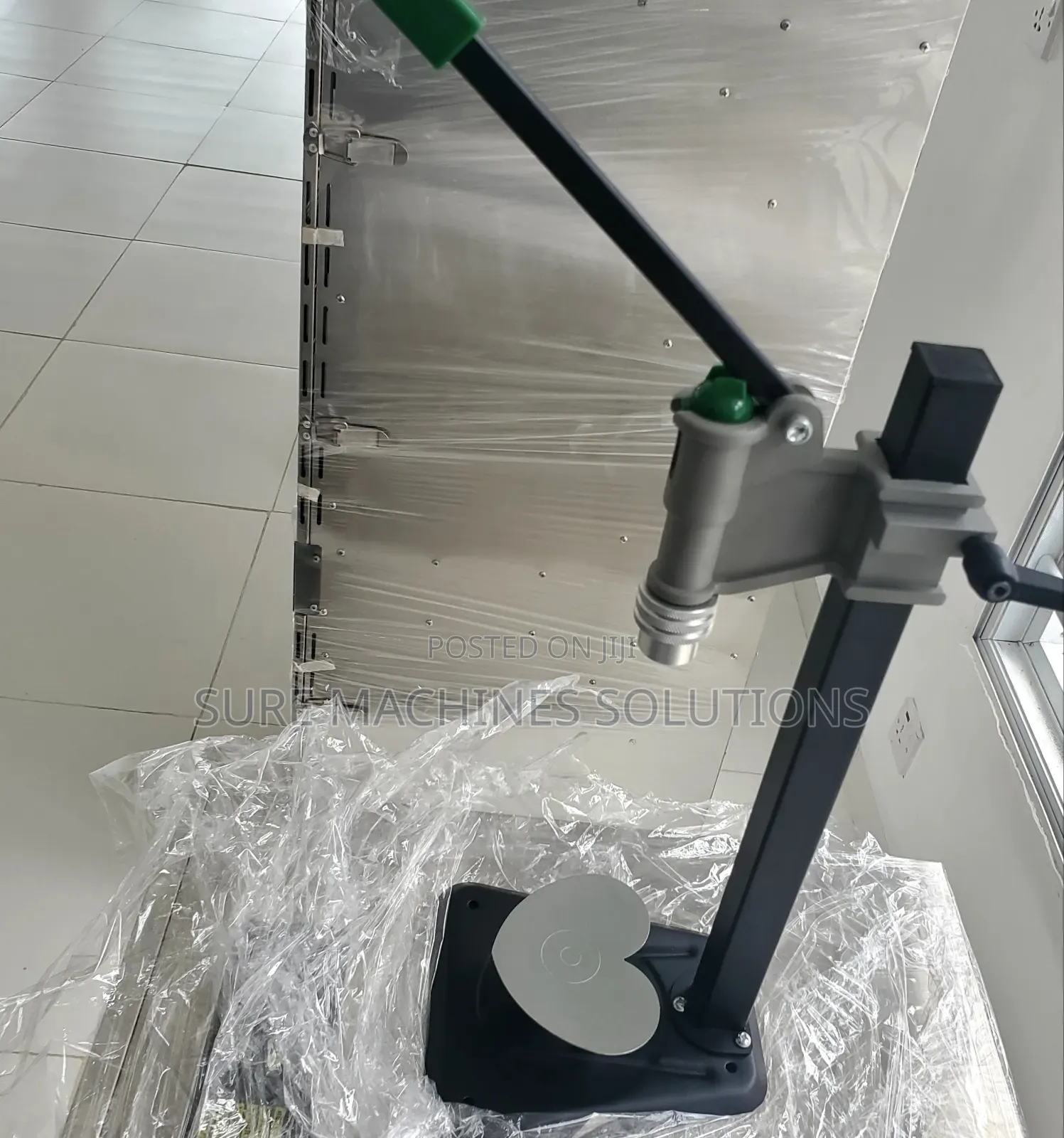 Perfume Capping Machine
