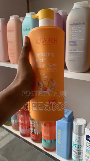 Aqua Rich Hydrating Bright Body Gel Wash 1000ml Turmeric Vitamin C
