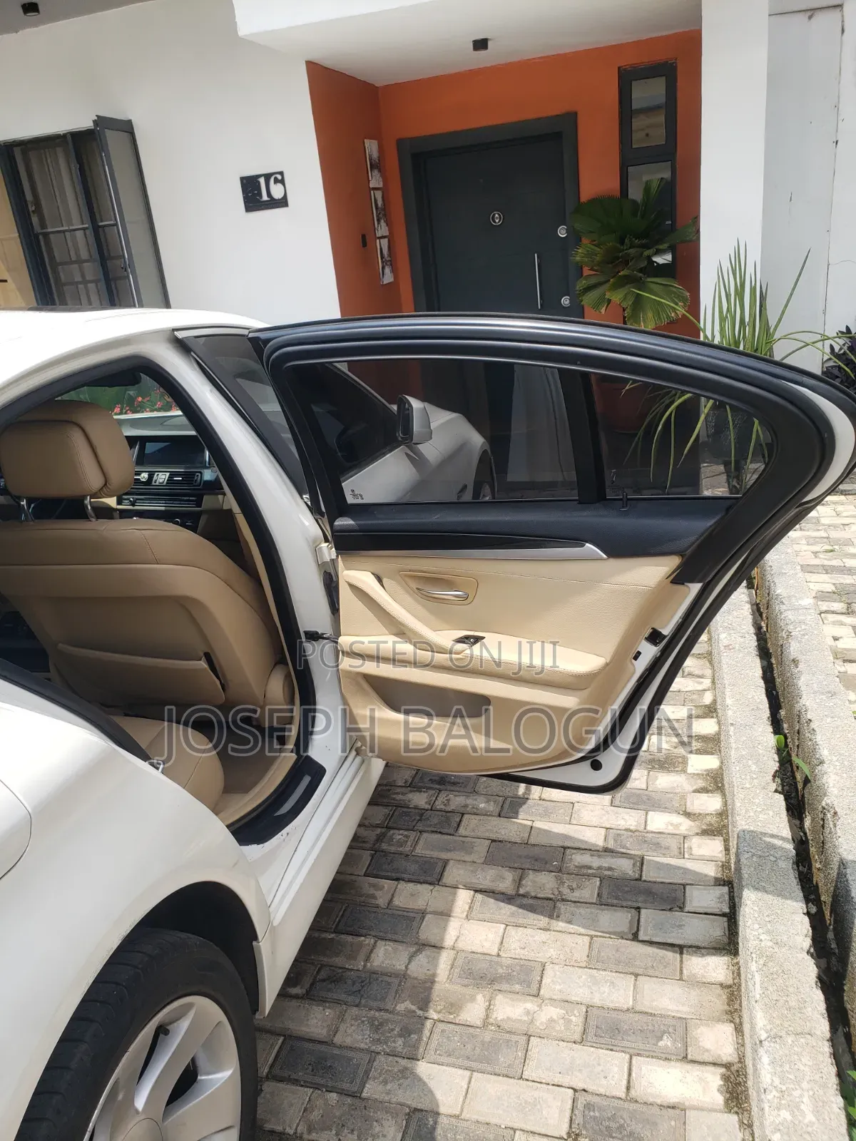 BMW 528i 2011 White