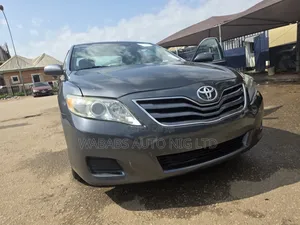 Toyota Camry 2010 Green