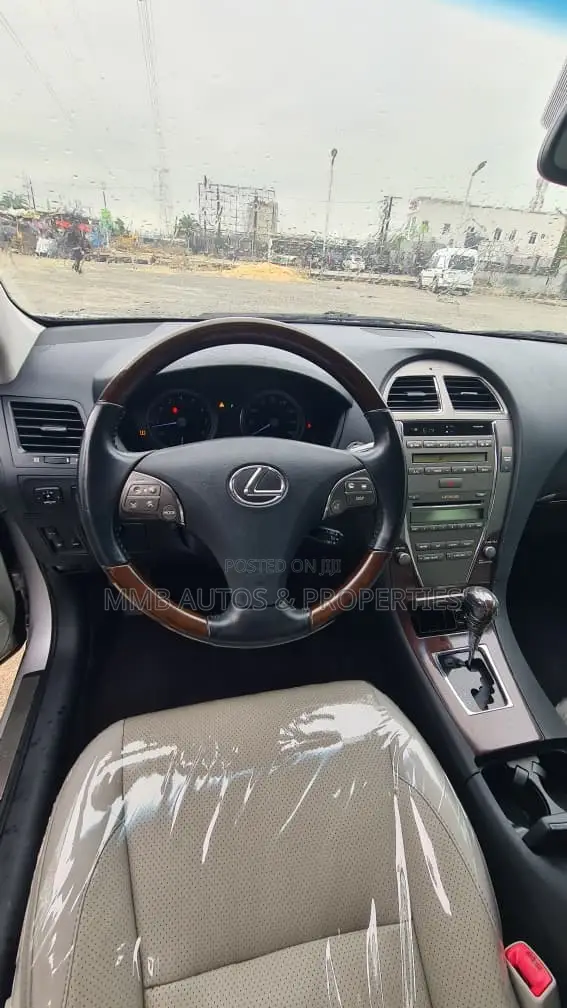 Lexus ES 350 2010 Silver
