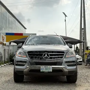 Mercedes-Benz M Class ML 350 4Matic 2012 Gray