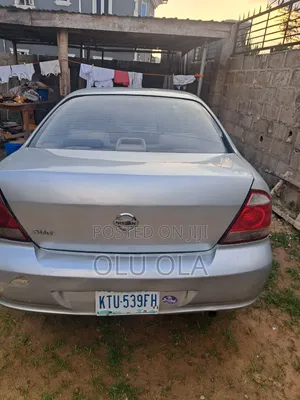 Nissan Sunny 2007 Silver