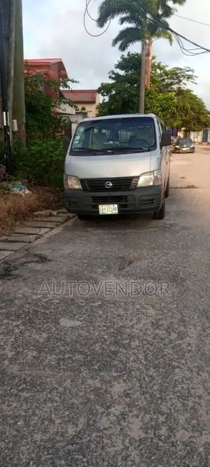 Nissan Caravan 2007 Silver