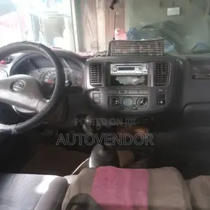 Nissan Caravan 2007 Silver