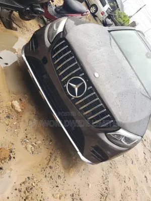 Mercedes-Benz GLC-Class 2017 Brown