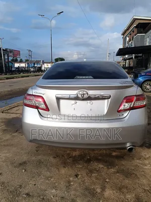 Toyota Camry 2010 Silver