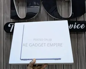 New Laptop Apple MacBook Air 2025 M4 16GB Apple M4 SSD 256GB