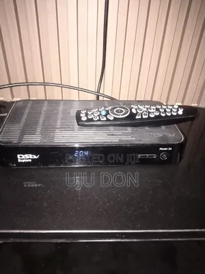 Neatly Used DSTV Esplora 2 Decoder With LNB and Remote