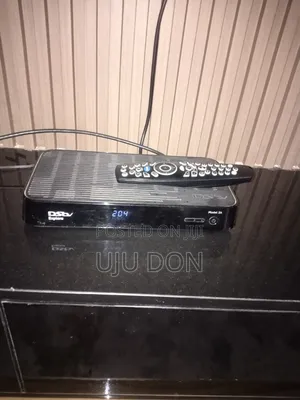 Neatly Used DSTV Esplora 2 Decoder With LNB and Remote