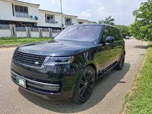 Land Rover Range Rover Vogue 2023 Black
