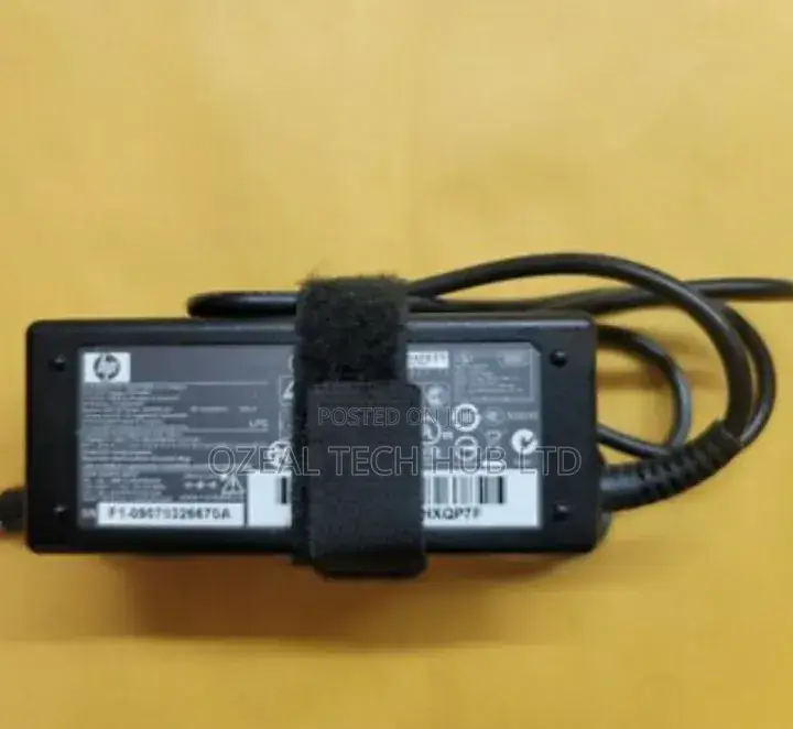 Hp Universal Adapter for Laptops