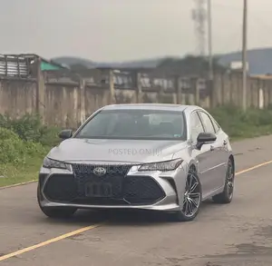 Toyota Avalon 2019 Silver