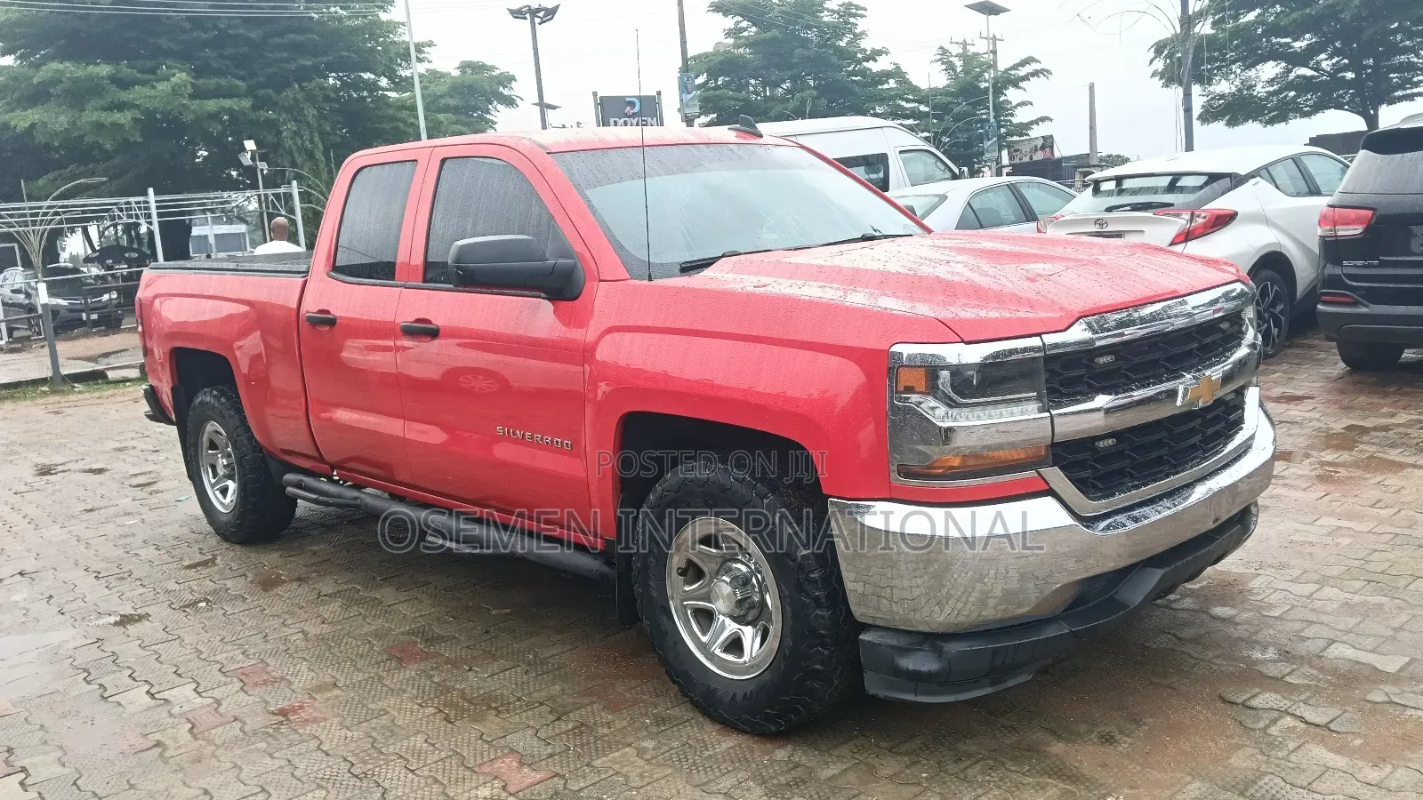 Chevrolet Silverado 2019 Red